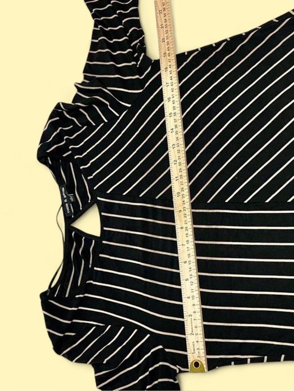 Cable & Gauge Black and Gold Asymmetrical Blouse - Picture 6 of 6